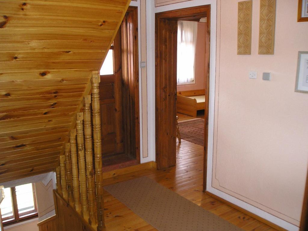 Guest House Bolyarka Koprivshtitsa Bilik gambar